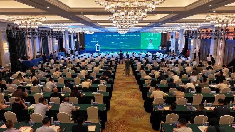 复合材料定制加工：费用构成与优化策略**